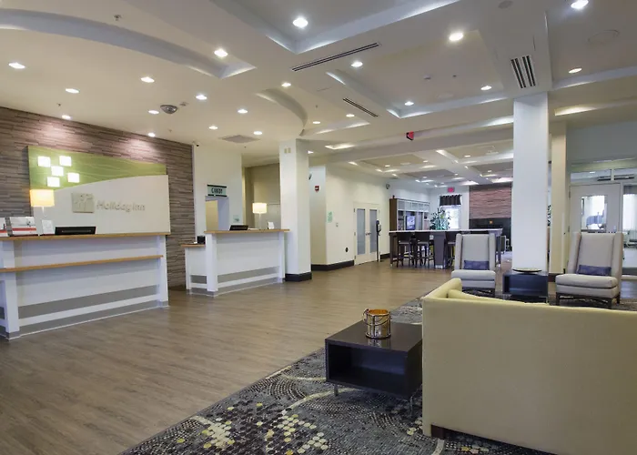 & Airport By Ihg 3*
