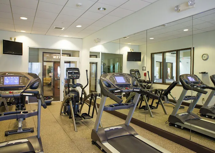 & Airport By Ihg Hotel Bloomington