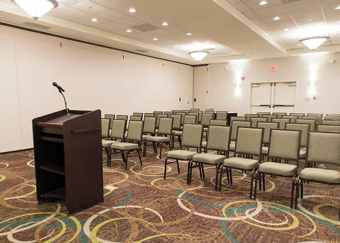 Hotel & Airport By Ihg Bloomington