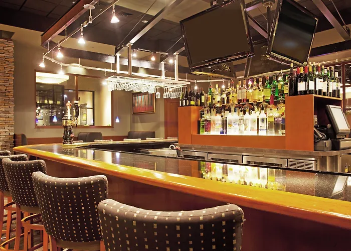 & Airport By Ihg Hotel Bloomington