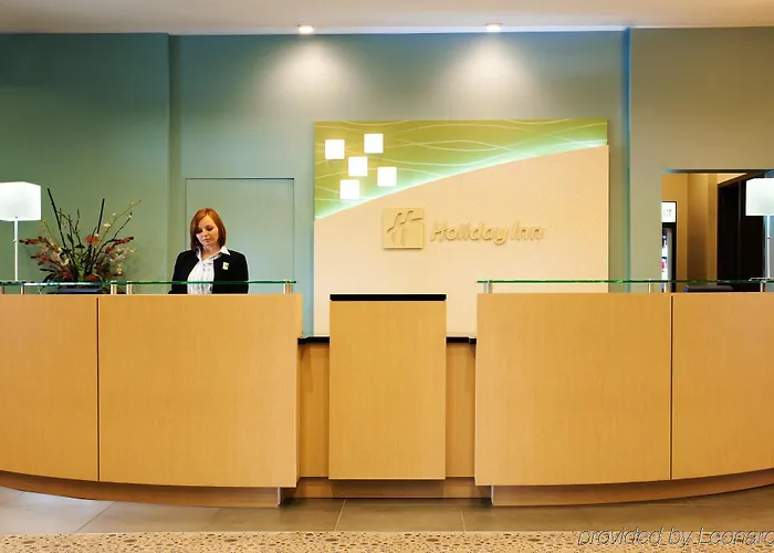 Отель & Airport By Ihg